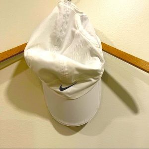 Nike Featherlight Tennis hat